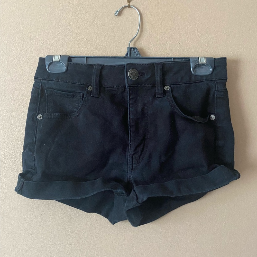 American Eagle Size 6 Black Jean Shorts